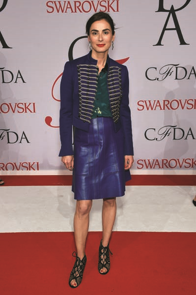 TIFFANY’NİN TASARIM DİREKTÖRÜ FRANCESCA AMFITHEATROF ZARİF TARZIYLA BEĞENİ TOPLUYOR