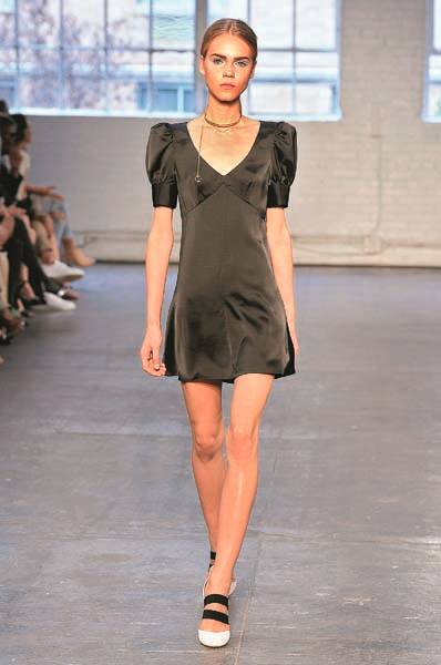 AMERİKALI TASARIMCI JILL STUART MODERN KADINLAR İÇİN TASARLIYOR