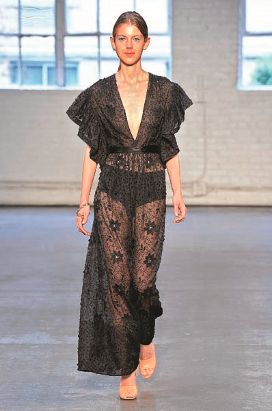 AMERİKALI TASARIMCI JILL STUART MODERN KADINLAR İÇİN TASARLIYOR