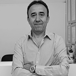 ÖNCÜLÜK YARATAN KUAFÖR DOĞAN ÇELİK