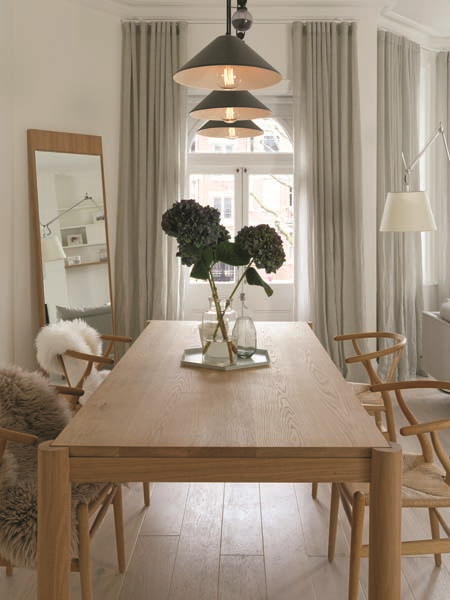 GENÇ, ÖZGÜR  VE DOĞAL