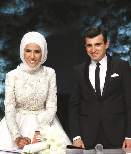 SÜMEYYE ERDOĞAN & SELÇUK BAYRAKTAR ÖMÜR BOYU MUTLULUĞA  ‘EVET’ DEDİLER