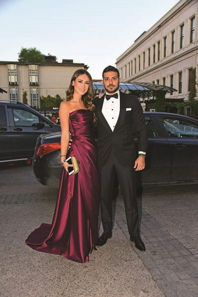 YILDIZ ÖZER CİHAN KARAGÜLLÜ MUTLULUĞA  “EVET” DEDİLER