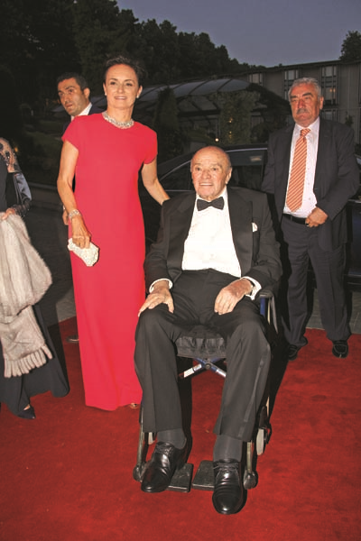 LARA ERSU CEM ÖZSÜER  ROMANTİK BAHAR DÜĞÜNÜ