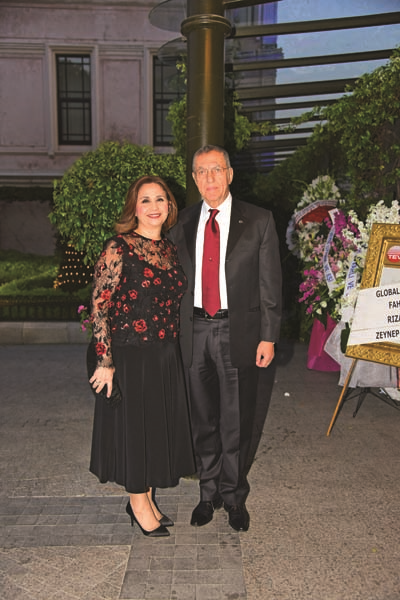 YILDIZ ÖZER CİHAN KARAGÜLLÜ MUTLULUĞA  “EVET” DEDİLER