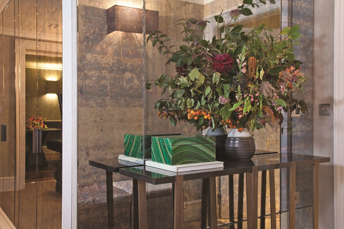 MODERN, HUZURLU  VE IŞILTILI