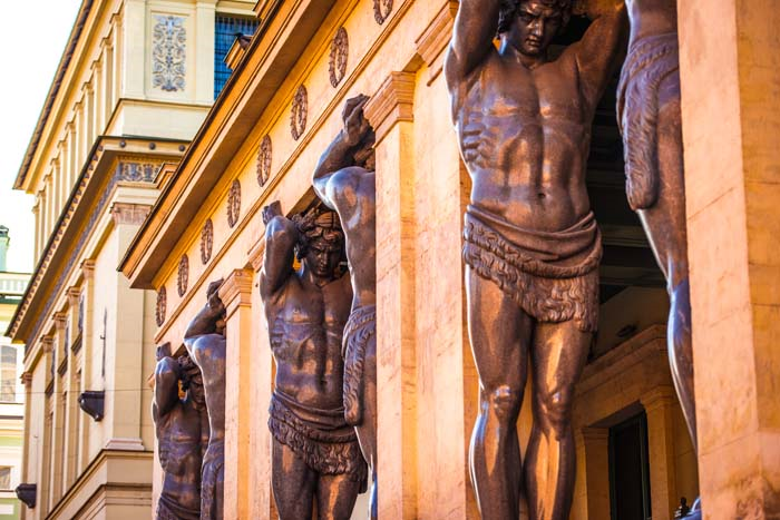 SAİNT PETERSBURG’UN EN GÜZELİ HERMİTAGE MÜZESİ-I