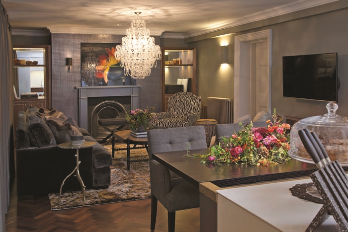 MODERN, HUZURLU  VE IŞILTILI