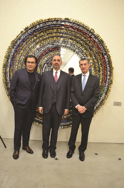 NEW YORK’TA 90. YIL KUTLAMASINDA AHMET GÜNEŞTEKİN’DEN  “GODIVA’NIN BAŞKALDIRISI”