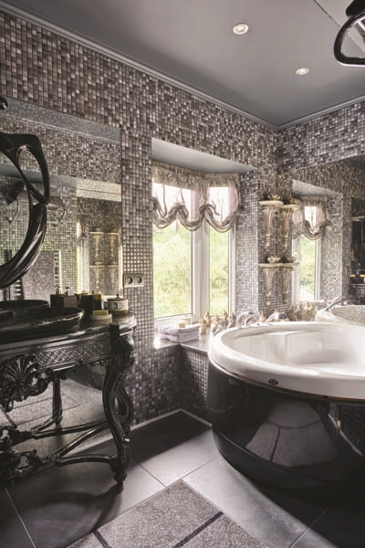 MUTLULUK  DETAYLARDA GİZLİDİR