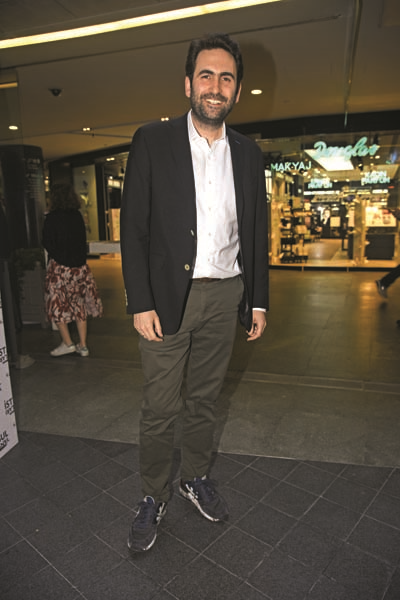 10. YILDÖNÜMÜNDE  “İSTANBUL YANSIMALARI” 