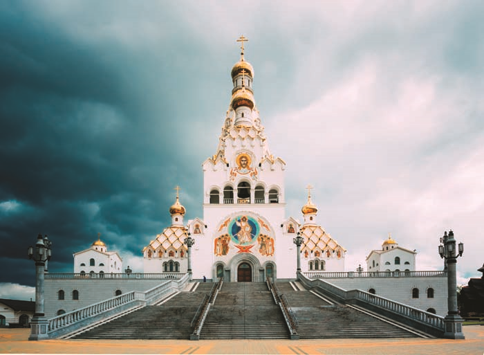 DİNGİNLİĞİN KUCAĞINDA BELARUS