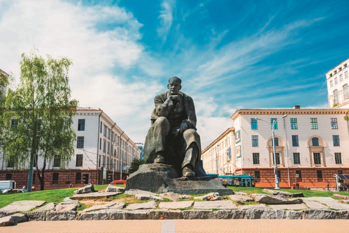 DİNGİNLİĞİN KUCAĞINDA BELARUS