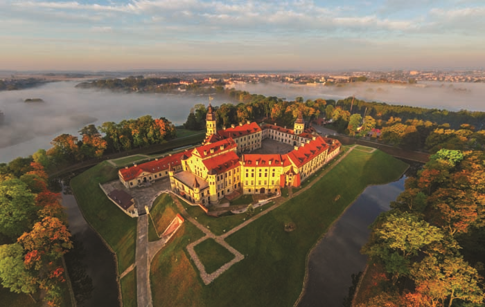 DİNGİNLİĞİN KUCAĞINDA BELARUS