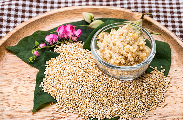 KİNOANA YERİNE AYNI BESLEYİCİ DEĞERDE HANGİ BESİNİ TÜKETMEK DOĞRU OLUR?