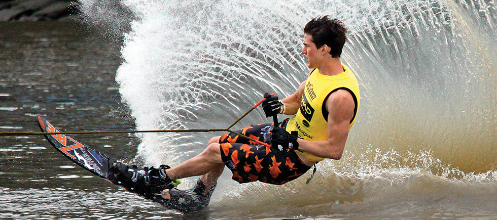 YAZIN EĞLENCESİ SU KAYAĞI