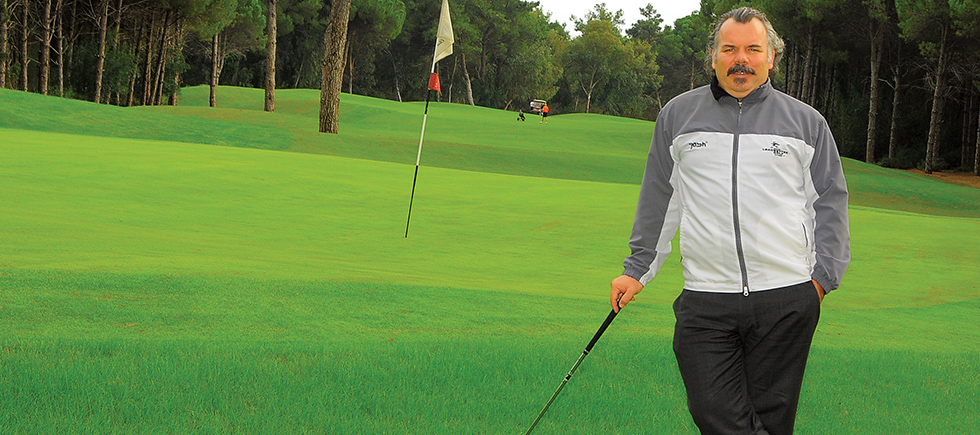 GOLF AŞIĞI BİR TURİZMCİ ALİ ŞAHİN
