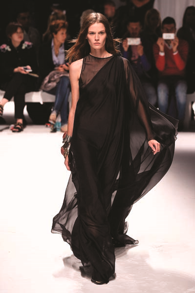 İTALYAN TASARIMCI FAUSTO PUGLISI ZITLIKLARDAN BESLENİYOR