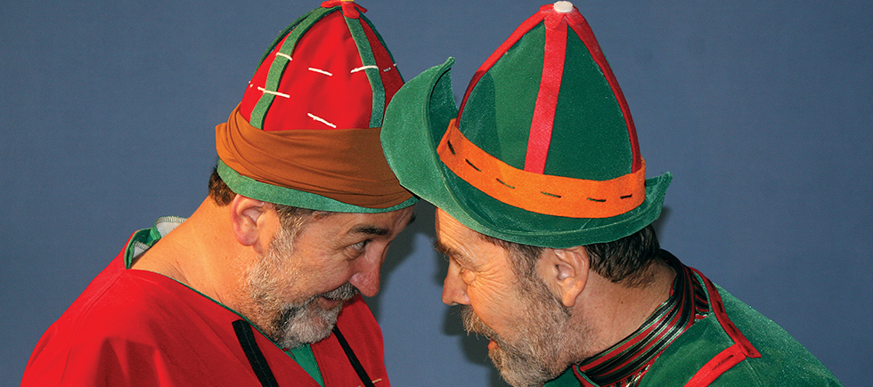 KARAGÖZ VE HACİVAT  “KARAGÖZ MÜZİKALİ” İLE YAŞIYOR