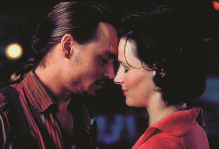 FİLM İZLEMEK HİÇ BU KADAR LEZZETLİ OLMAMIŞTI!