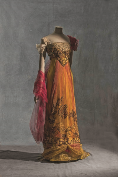 4 FARKLI ÜLKEDE  4 ÖZEL SERGİ