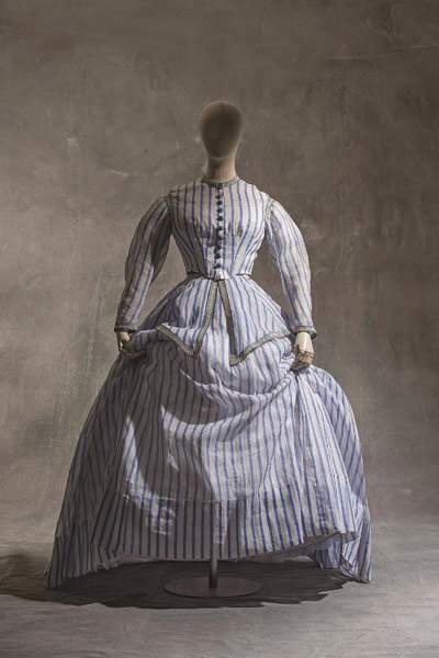 4 FARKLI ÜLKEDE  4 ÖZEL SERGİ