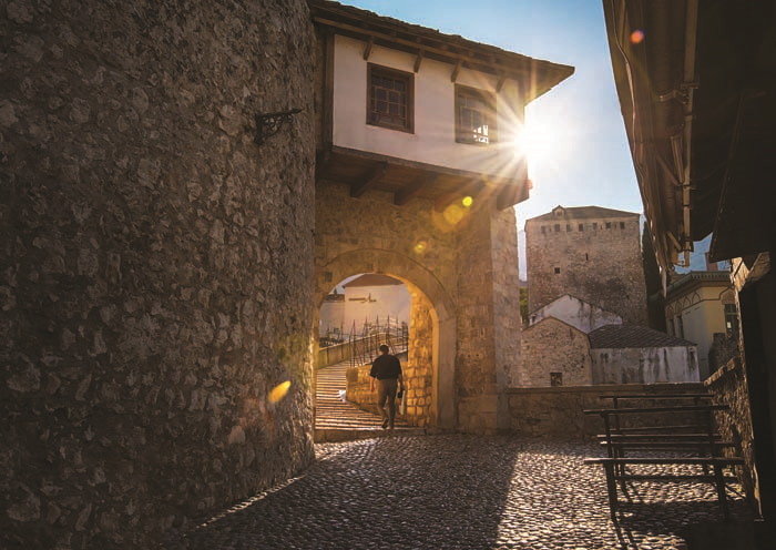GÜZEL İNSANLARLA DOLU ŞEHİR MOSTAR