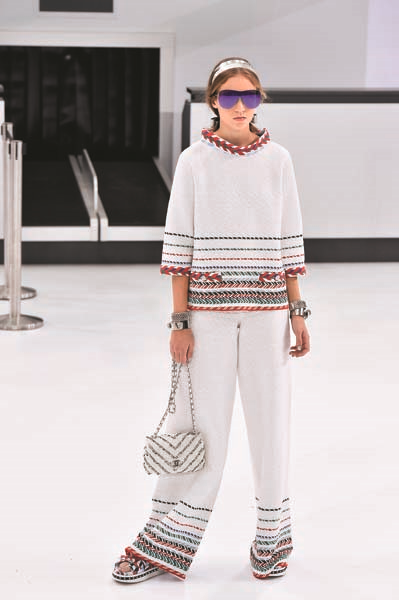 YAZIN VAZGEÇİLMEZİ  BEYAZ