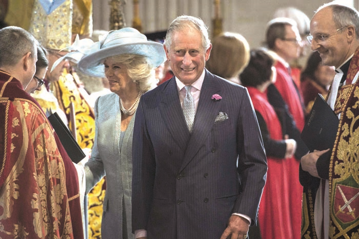  KRALİÇE ELİZABETH’İN 90’INCI   YAŞ KUTLAMASINDA KRALİYET ŞIKLIĞI