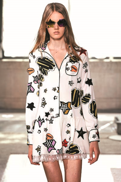 GÜNEŞ GÖZLÜKLERİNİZLE ŞAŞIRTIN