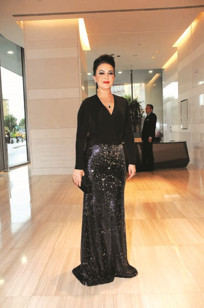 CEMİYETİN ÜNLÜ İSİMLERİ ALEM'İ ANLATTILAR