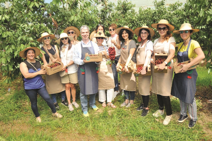 ACARLAR’DAN EĞİTİME “KİRAZ” DESTEĞİ