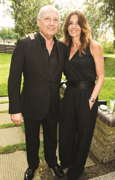 LONDRADAKİ AÇILIŞTA YILDIZLAR BULUŞTU