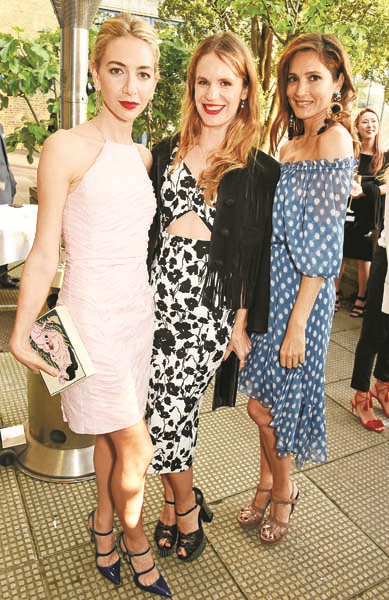 LONDRADAKİ AÇILIŞTA YILDIZLAR BULUŞTU