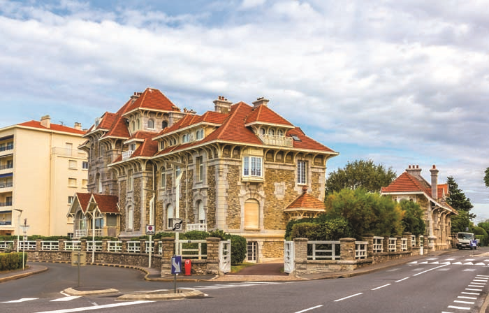 AVRUPA'NIN DALGA VE SÖRF BAŞKENTİ BIARRITZ