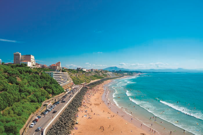 AVRUPA'NIN DALGA VE SÖRF BAŞKENTİ BIARRITZ