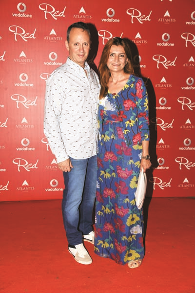 VODAFONE RED HARBİYE AÇIKHAVA’DA KENAN DOĞULU’DAN MUHTEŞEM KONSER