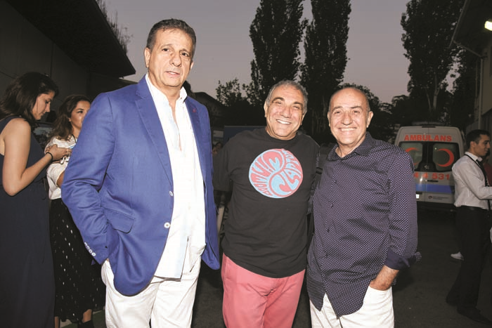 VODAFONE RED HARBİYE AÇIKHAVA’DA KENAN DOĞULU’DAN MUHTEŞEM KONSER