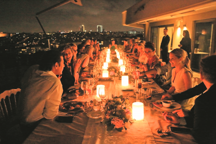 ATIL KUTOĞLUNDAN YENİ YAŞINA ÖZEL KUTLAMA