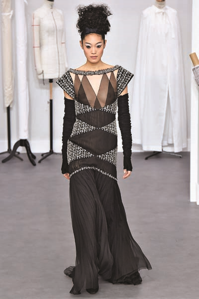 ALEM ‘PARİS FASHION WEEK’İ YAKINDAN TAKİP ETTİ