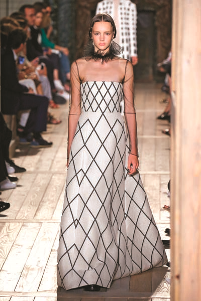 ALEM ‘PARİS FASHION WEEK’İ YAKINDAN TAKİP ETTİ