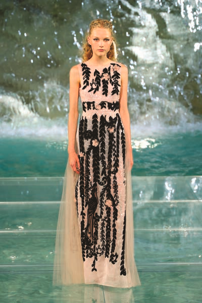 AŞK ÇEŞMESİNDE 90.YIL KUTLAMASI