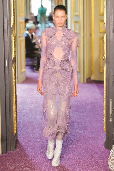 İTALYAN TASARIMCI FRANCESCO SCOGNAMIGLIO DRAMATİK İZLER BIRAKIYOR