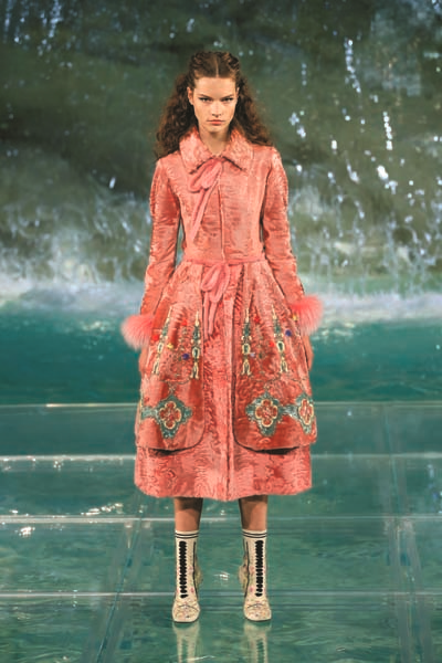 AŞK ÇEŞMESİNDE 90.YIL KUTLAMASI