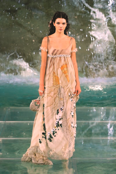 AŞK ÇEŞMESİNDE 90.YIL KUTLAMASI