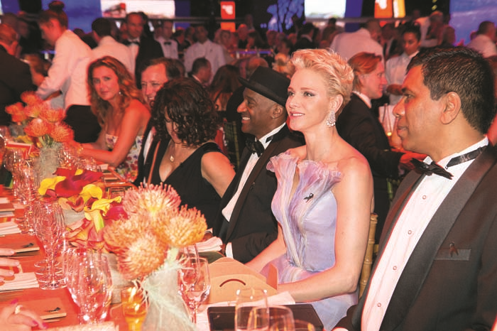 MONTE CARLO’DA  PRENS’DEN TERÖR MAĞDURLARINA ANLAMLI DESTEK