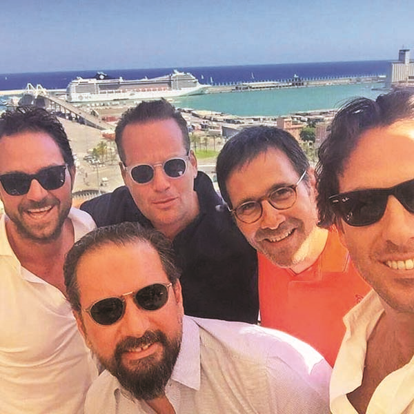 BARSELONA’DA 3 GÜN 3 GECE  MUHTEŞEM KIR DÜĞÜNÜ