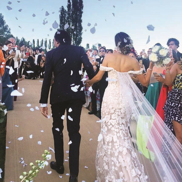 BARSELONA’DA 3 GÜN 3 GECE  MUHTEŞEM KIR DÜĞÜNÜ