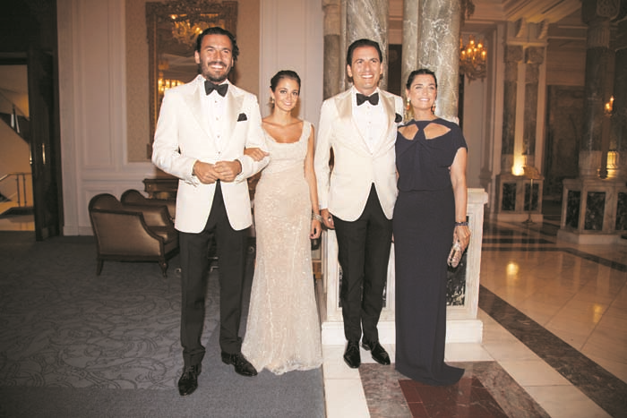 BARSELONA’DA 3 GÜN 3 GECE  MUHTEŞEM KIR DÜĞÜNÜ