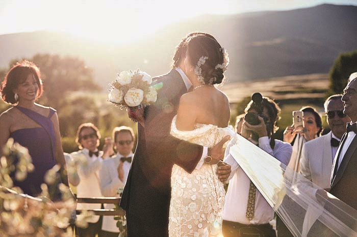 BARSELONA’DA 3 GÜN 3 GECE  MUHTEŞEM KIR DÜĞÜNÜ